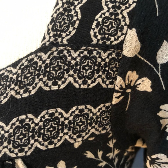 Lucky Brand flowered black and white blouse - Picture 4 of 6
